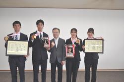 優勝選手　写真