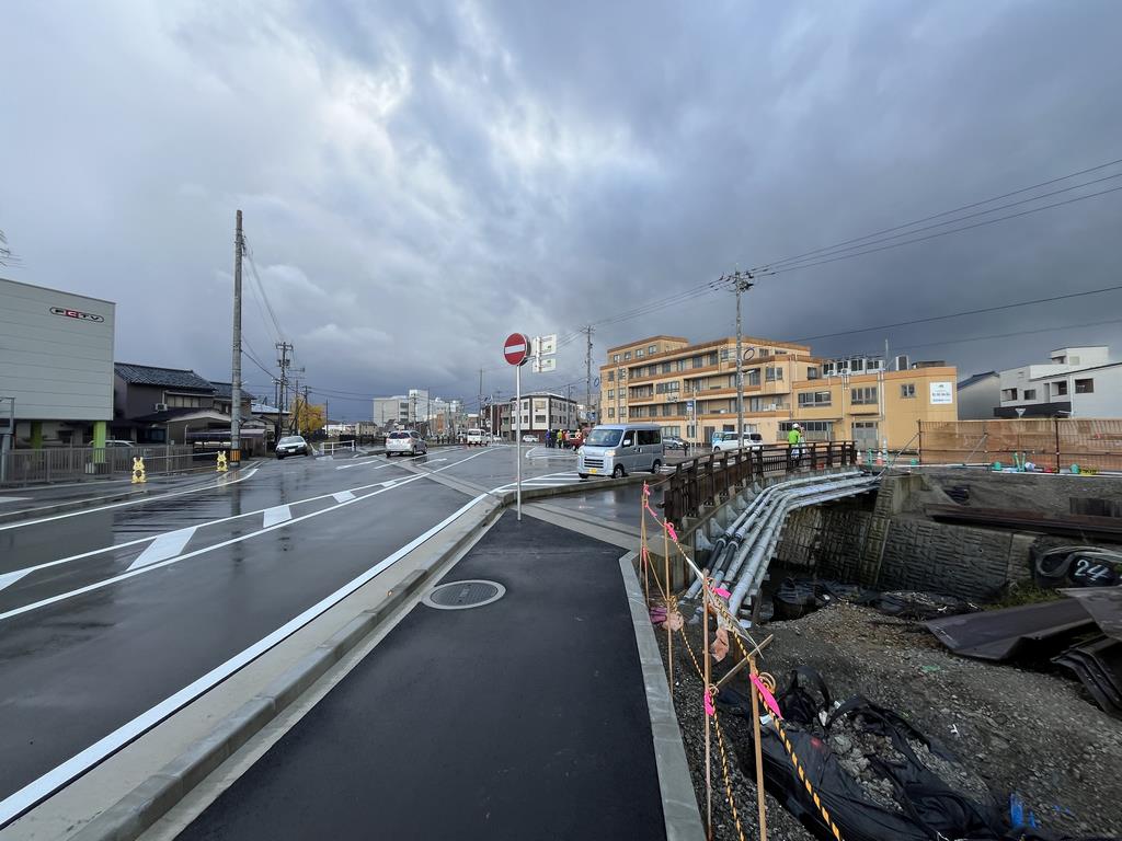 底喰川 町屋橋