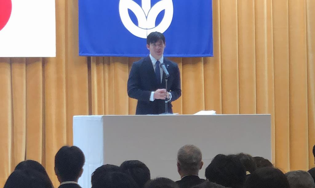 令和７年度退職教職員辞令交付式・永年勤続退職教職員表彰式を行いました