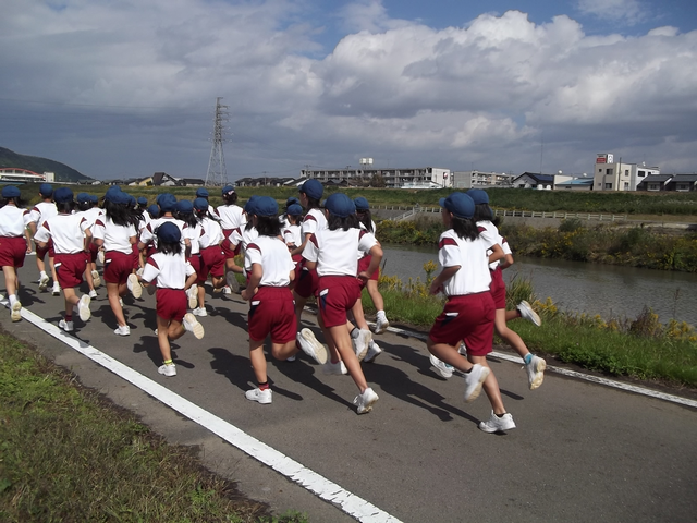 マラソン大会（東安居小）