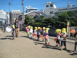 鼓笛隊の練習（青い鳥保育園）