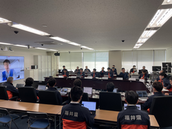 260806_honbukaigi1