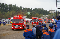 土砂埋没車両救出訓練（緊急消防援助隊）