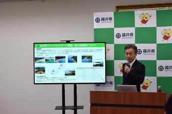 知事写真20251106