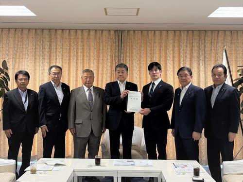 写真(古川幹事長代理)