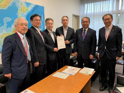 写真(山本道路局長)