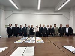 山川主計官
