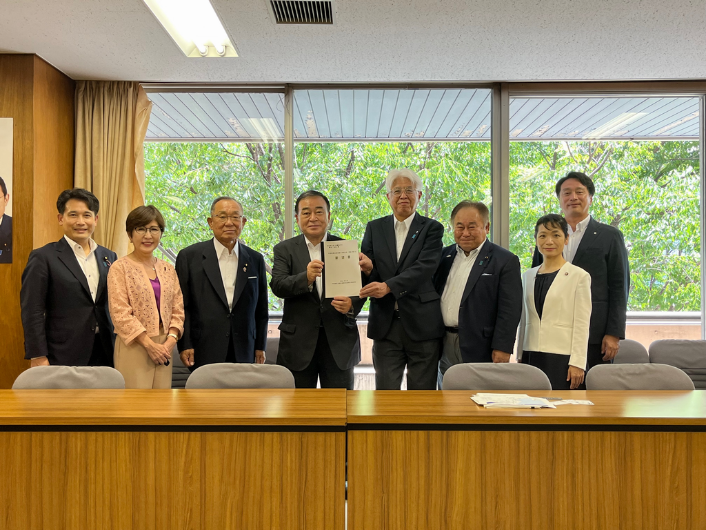 梶山幹事長代行