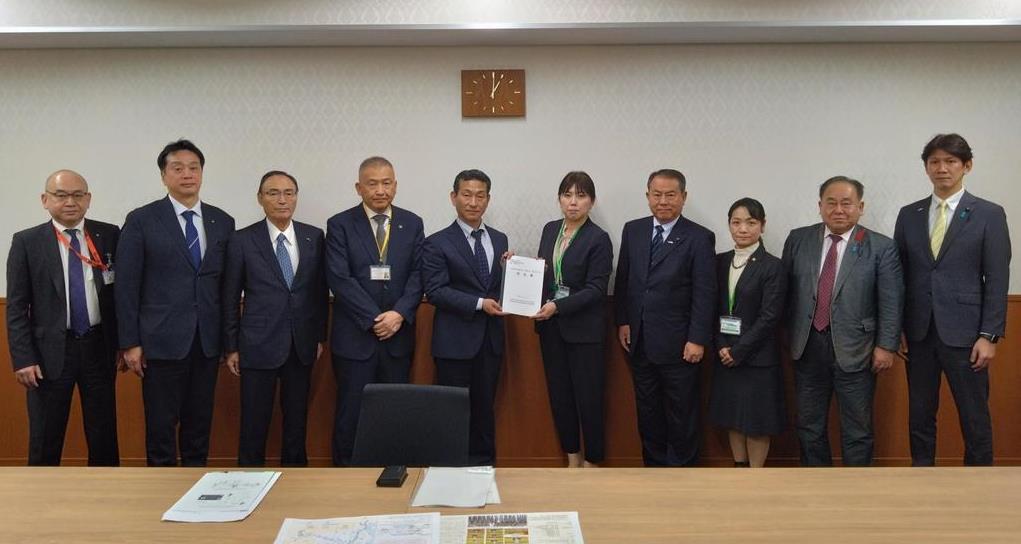 石和田道路局次長