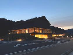 外観（夜）