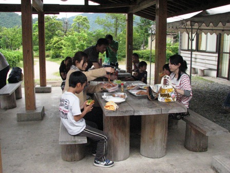 試食