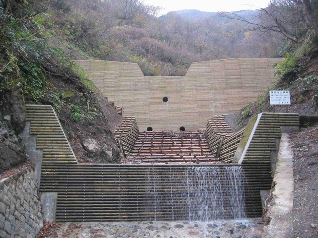 治山ダム工