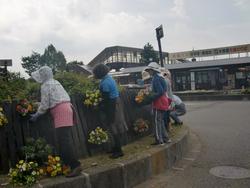 あわら湯のまち駅