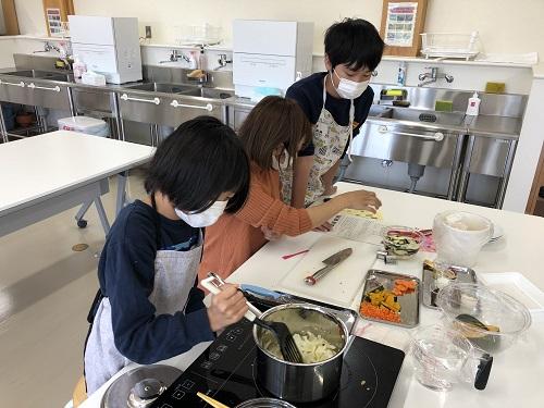 パンプキンカレーづくり教室