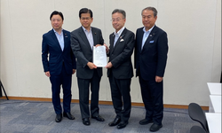 公明党