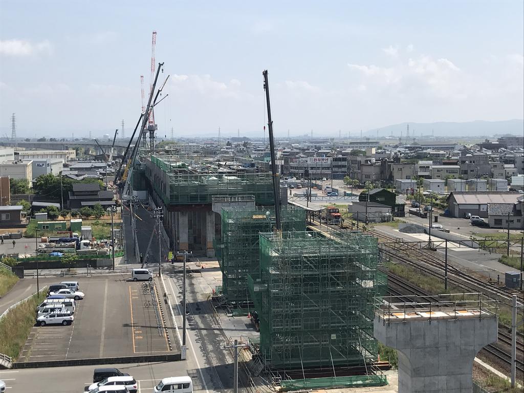 R2.6芦原温泉駅付近から南を望む