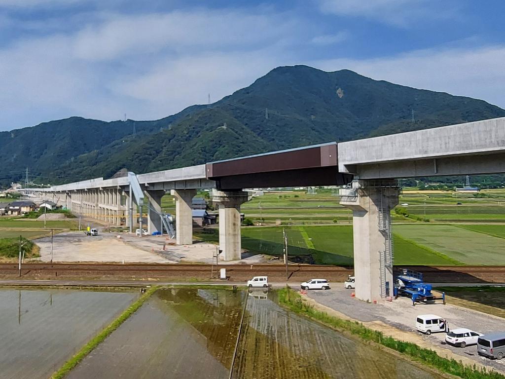 R3年6月高架橋（日野川橋りょう付近）