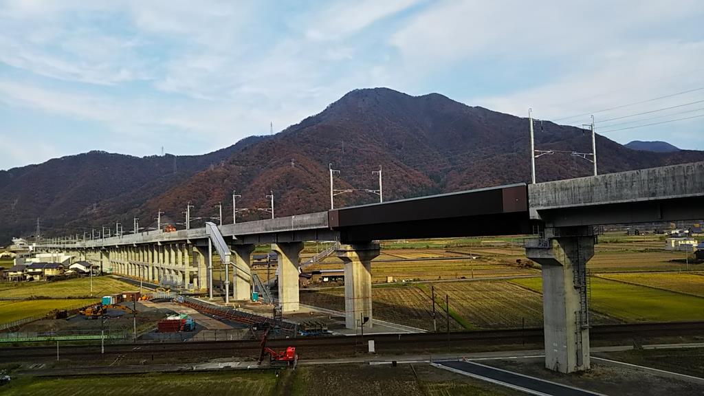 R4.12高架橋（日野川橋りょう）