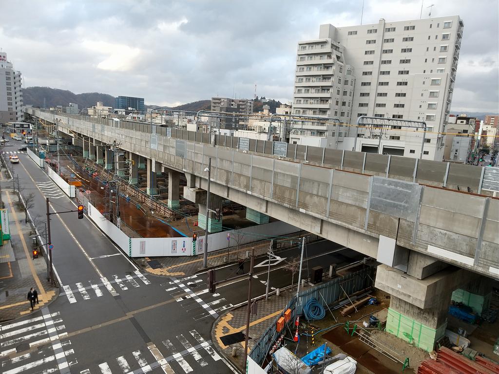 R3.12月福井駅２