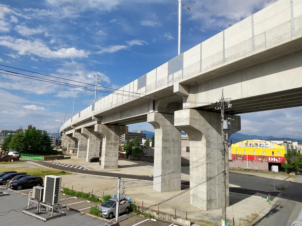 R3.6月開発高架橋