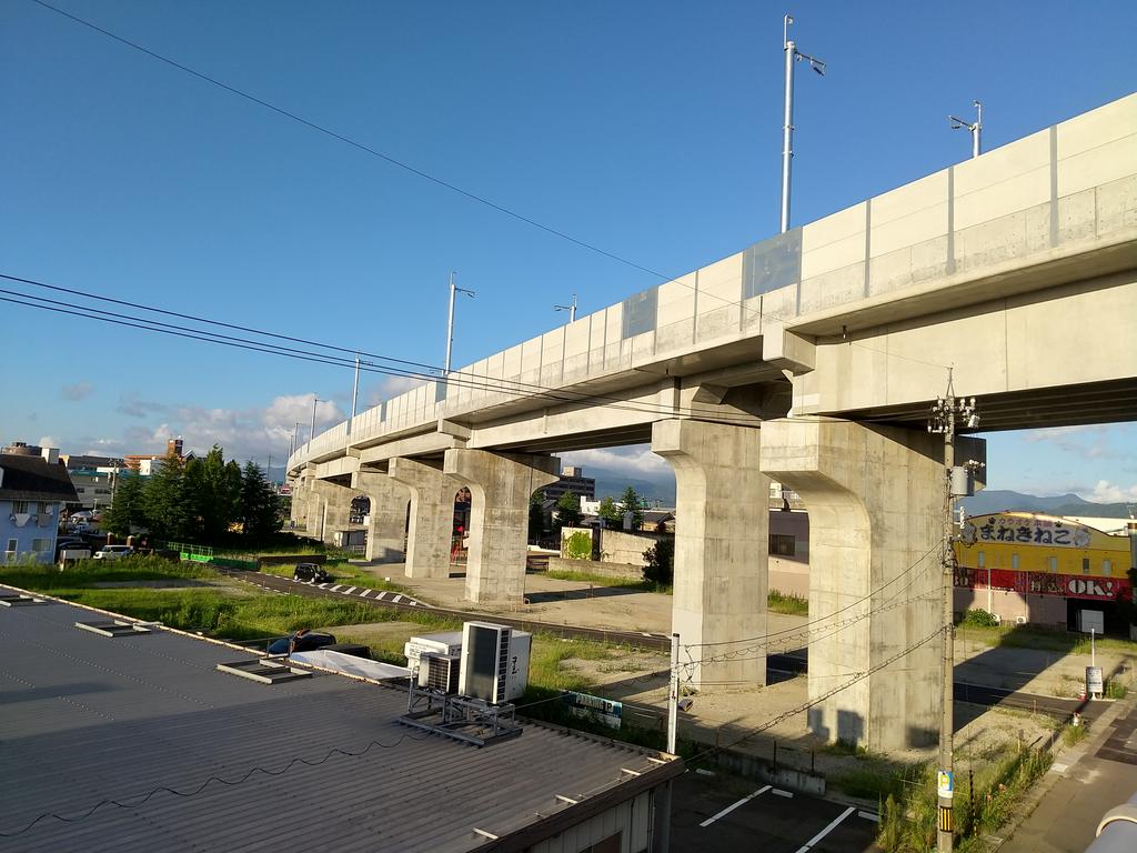 R3.9月開発高架橋
