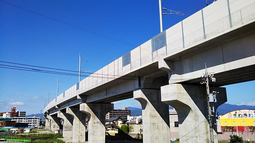 R4.9月開発高架橋