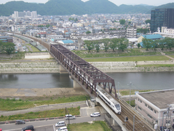 足羽川橋梁の写真一覧へ