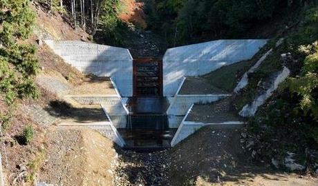 大毛谷川　完成